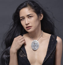 Load image into Gallery viewer, HUNTERS – STERLING SILVER PENDANT WITH ELEGANT 21″ STERLING SILVER CHAIN
